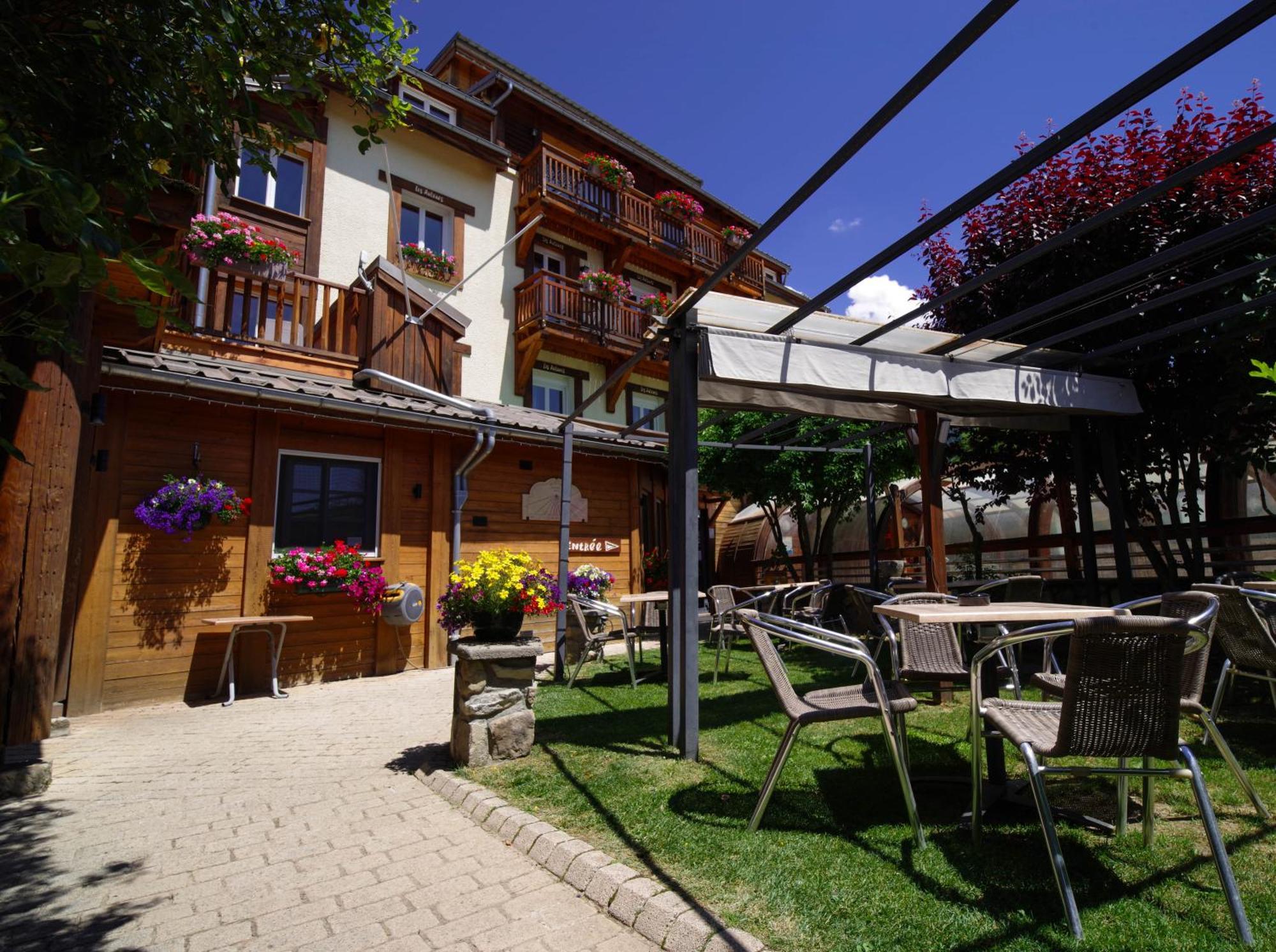 Hotel Les Autanes Spa-Balneotherapie & Restaurant 앤셀 외부 사진